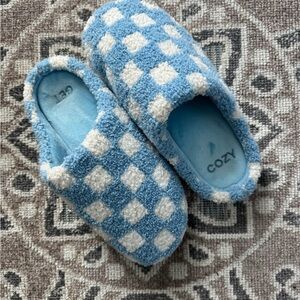 Get Cozy Blue and White Checkered Comfy Slippers Fits Sizes 7-9